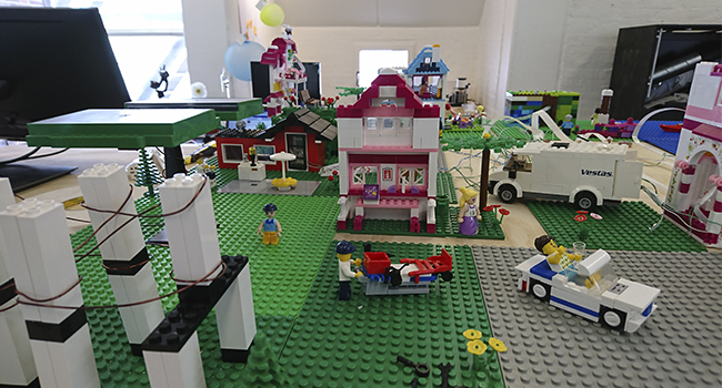 Styr energien i en LEGO-by til Universitarium 2019